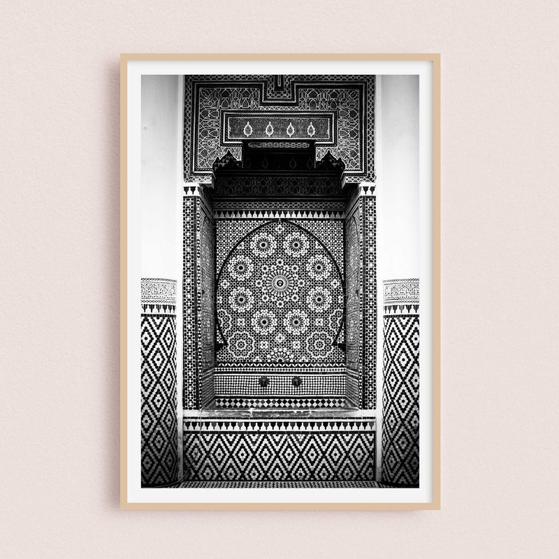 Fontaine Noir et Blanc | Marrakech Maroc
